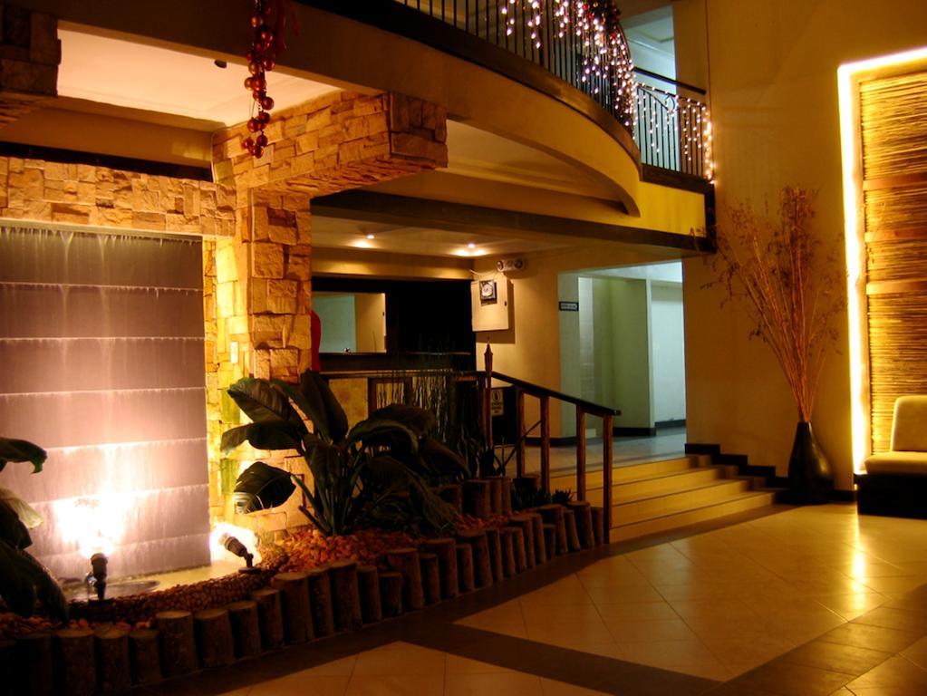 Lancaster Hotel Cebu Lapu-Lapu City Exteriér fotografie