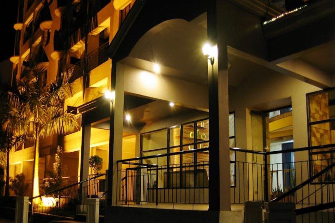 Lancaster Hotel Cebu Lapu-Lapu City Exteriér fotografie